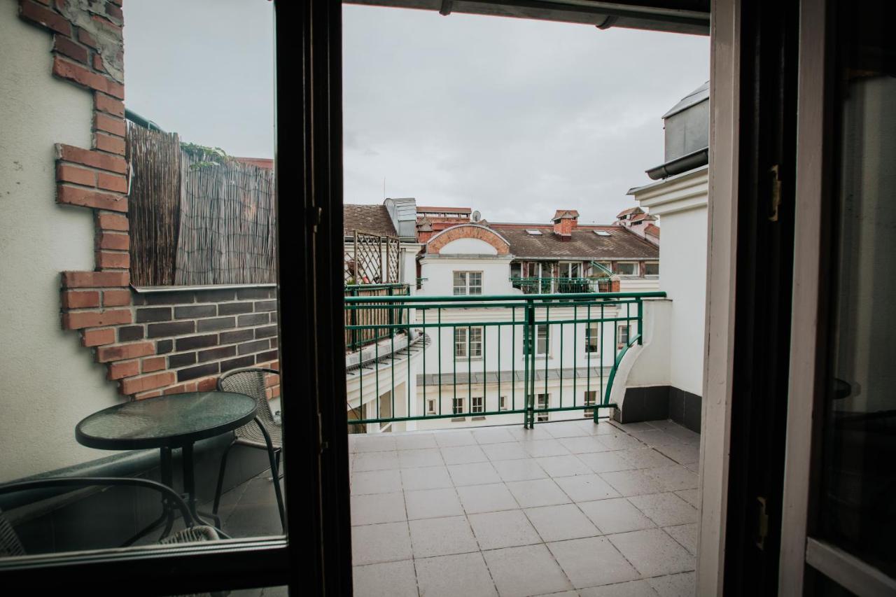 Green Wood Apartament Stara Ochota Varsavia Esterno foto